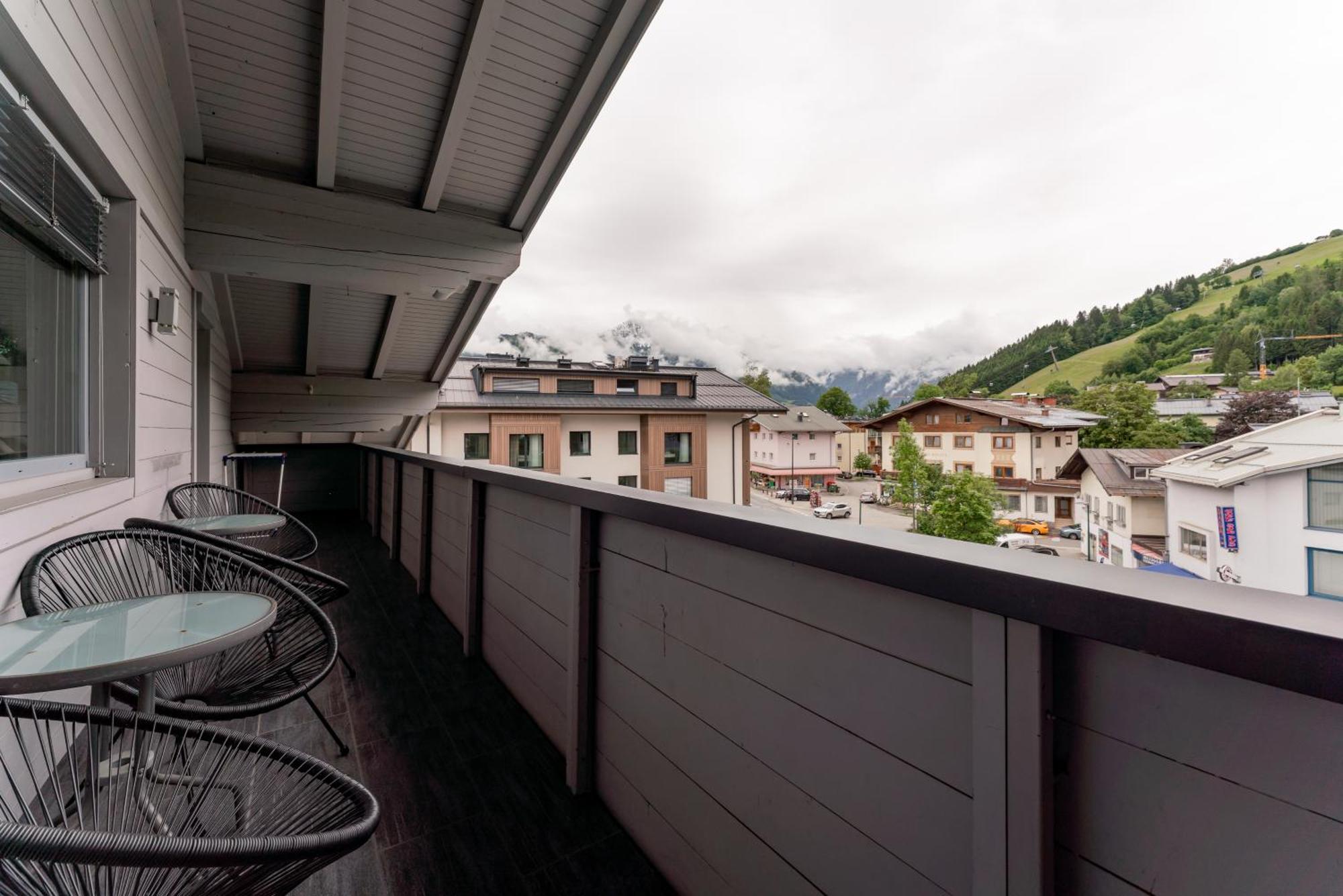 Alm Appartements ZellamSee Zell am See Extérieur photo